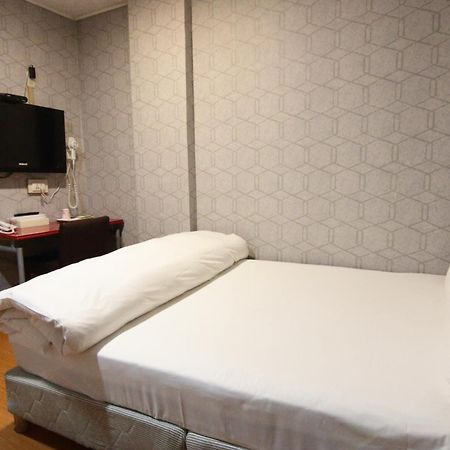 Baoshan Hotel Zhongli Buitenkant foto