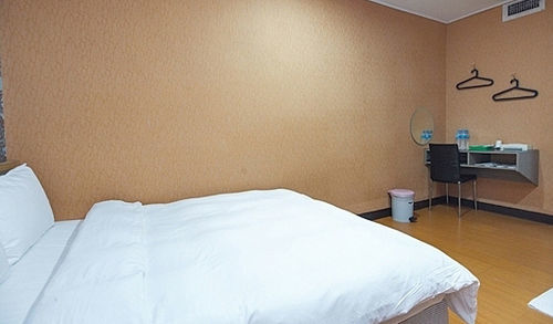 Baoshan Hotel Zhongli Buitenkant foto